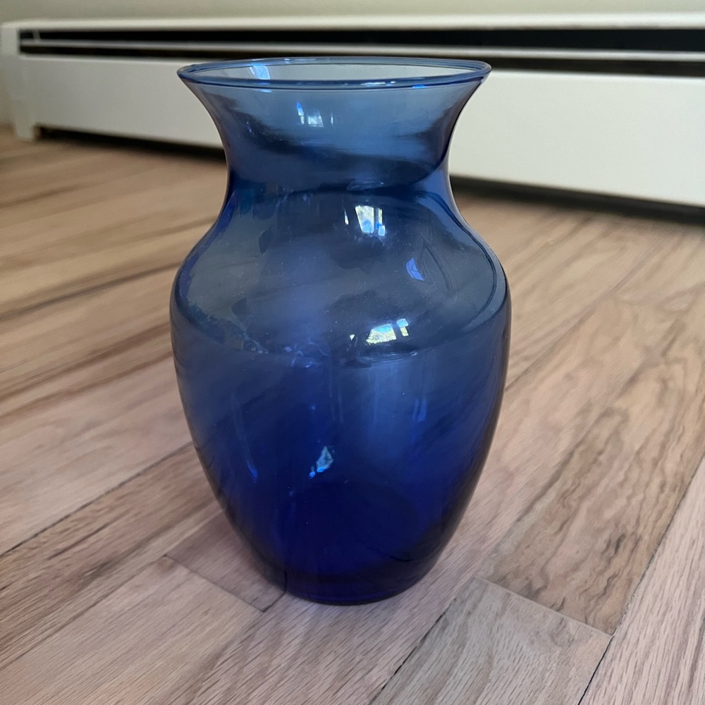 Glass blue flower vase